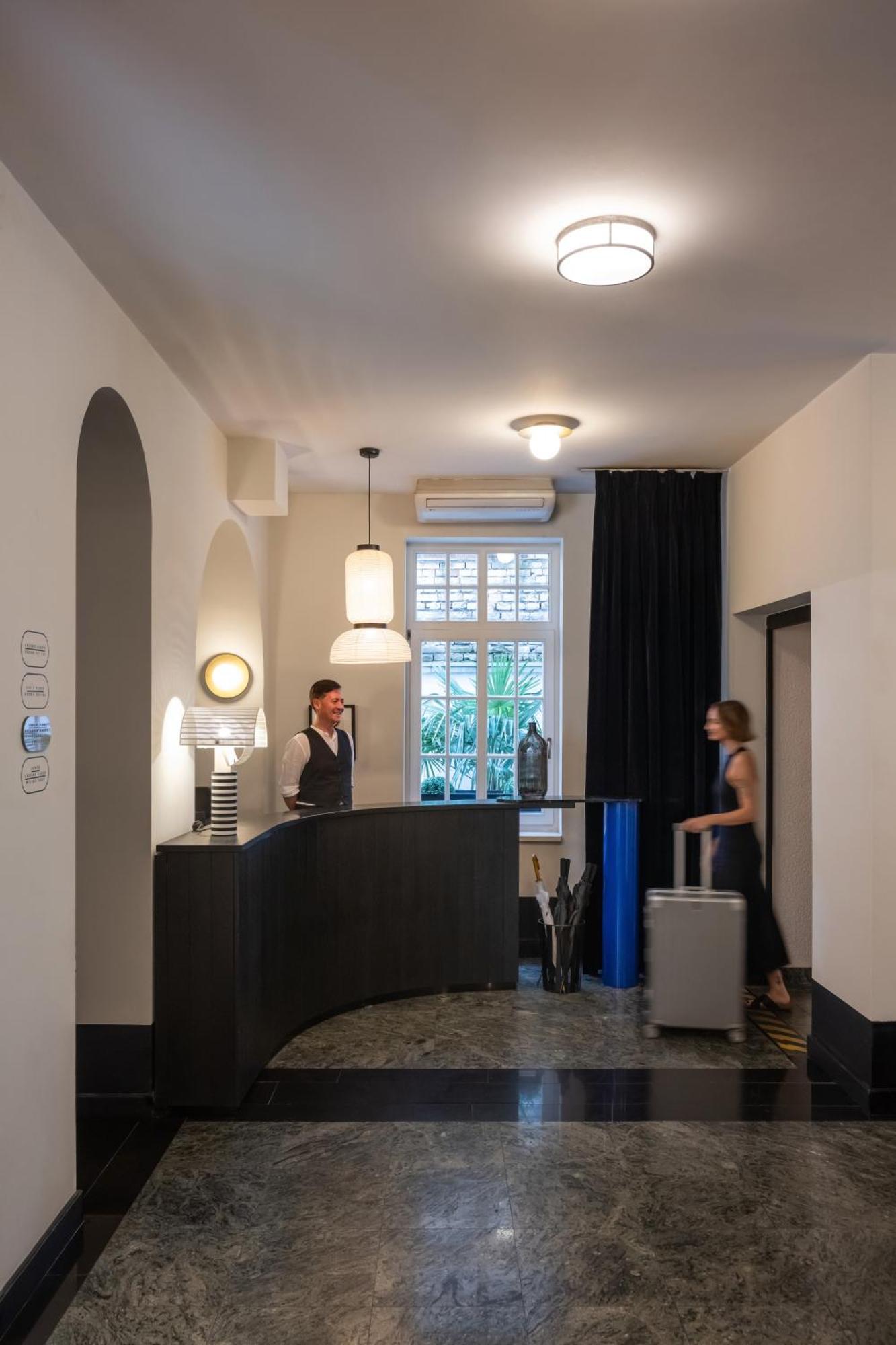Pavilion Boutique Hotel Beograd Bagian luar foto